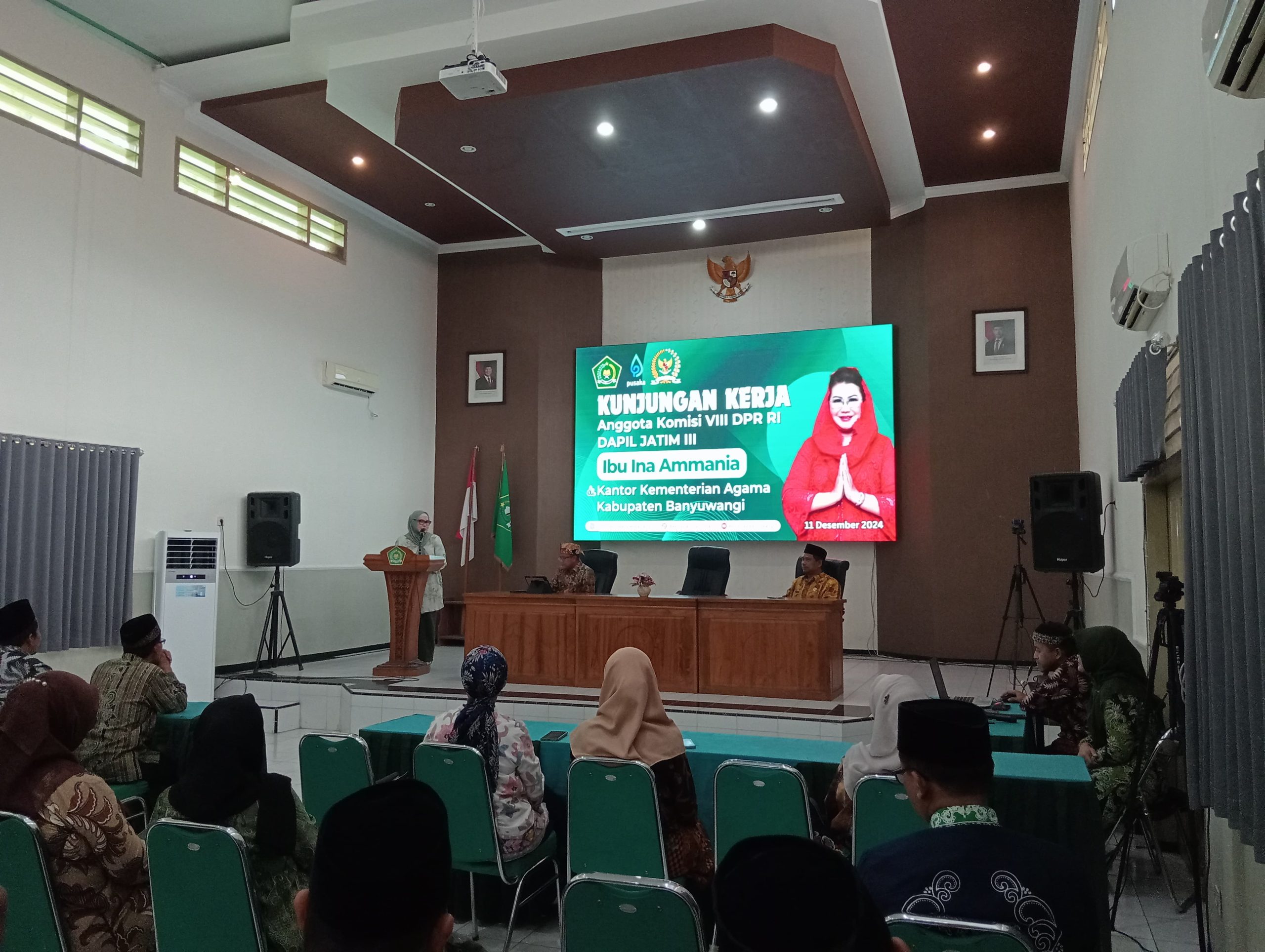 reses-ina-ammania-anggota-komisi-viii-dpr-ri-dan-kunjungan-di-kantor-kemenag-banyuwangi