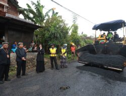 Pastikan Tuntas Akhir Tahun, Bupati Ipuk Kembali Cek Progress Pembangunan Jalan