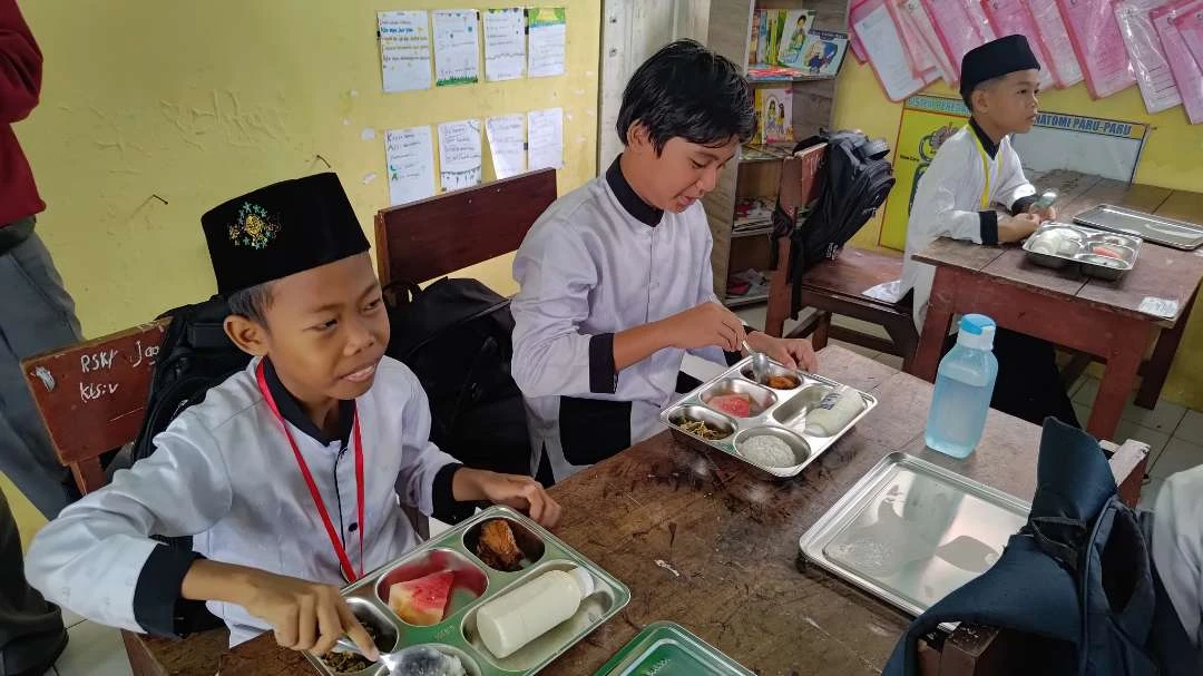 banyuwangi-kembali-uji-coba-makan-bergizi-gratis,-awal-2025-ditargetkan-sudah-terimplementasi