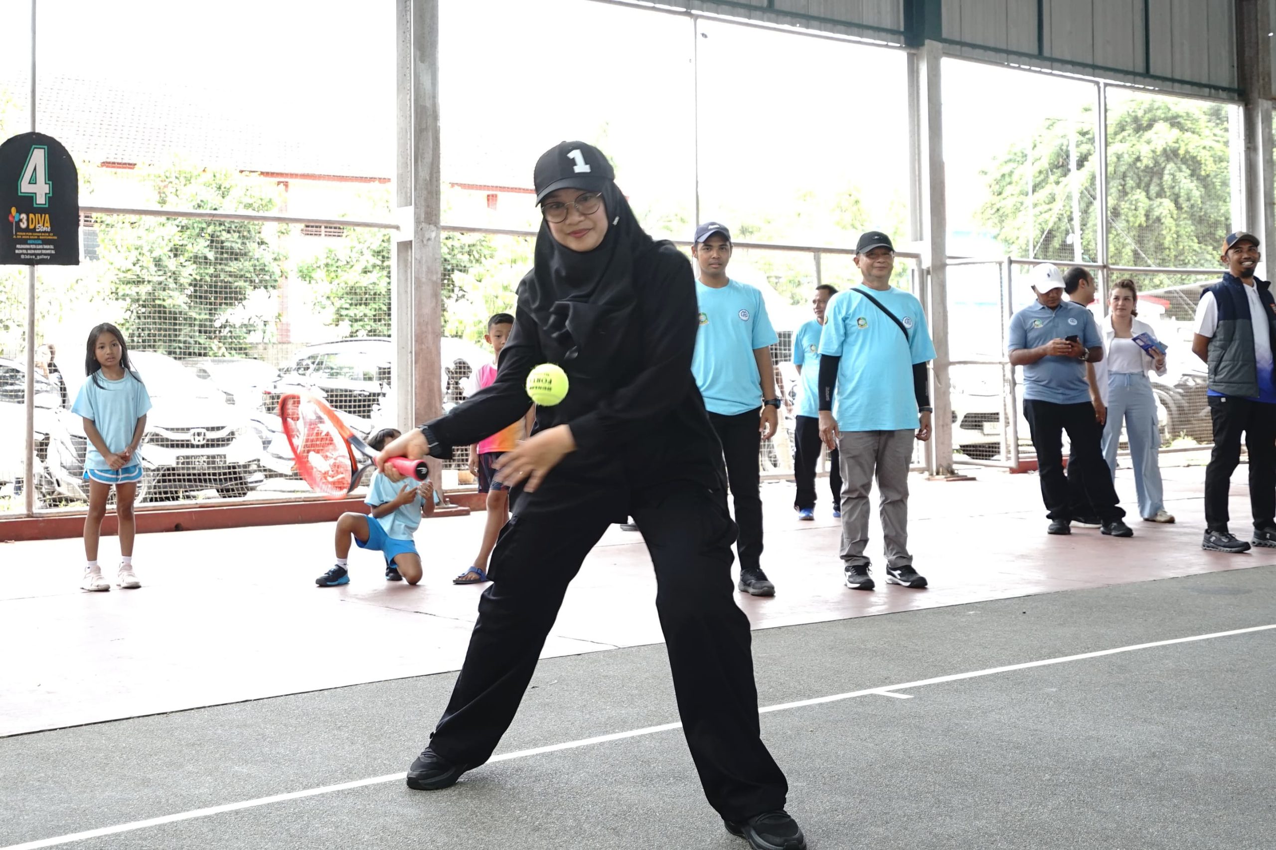 digandrungi-masyarakat-dan-jadi-lifestyle,-banyuwangi-gelar-kejurkab-tenis