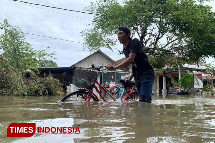 alhamdulillah,-banjir-di-kabupaten-jombang-mulai-surut-–-times-banyuwangi