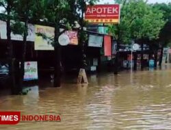 Tanggul Jebol, Beberapa Wilayah di Ponorogo Dikepung Banjir – TIMES Banyuwangi