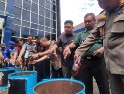Bea Cukai Banyuwangi Musnahkan Ribuan Rokok dan Miras Senilai Rp747,9 M