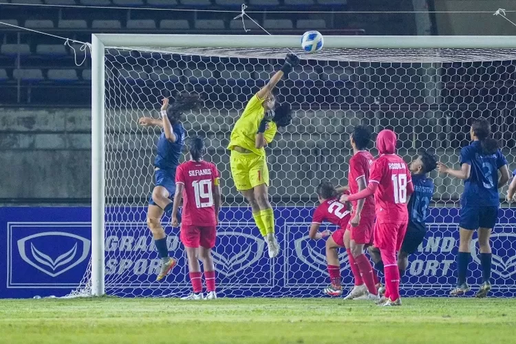 laita-fokus-kunci-posisi-kiper-utama