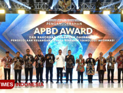 Pengelolaan Anggaran Terbaik, Banyuwangi Raih APBD Award dari Kemendagri – TIMES Banyuwangi