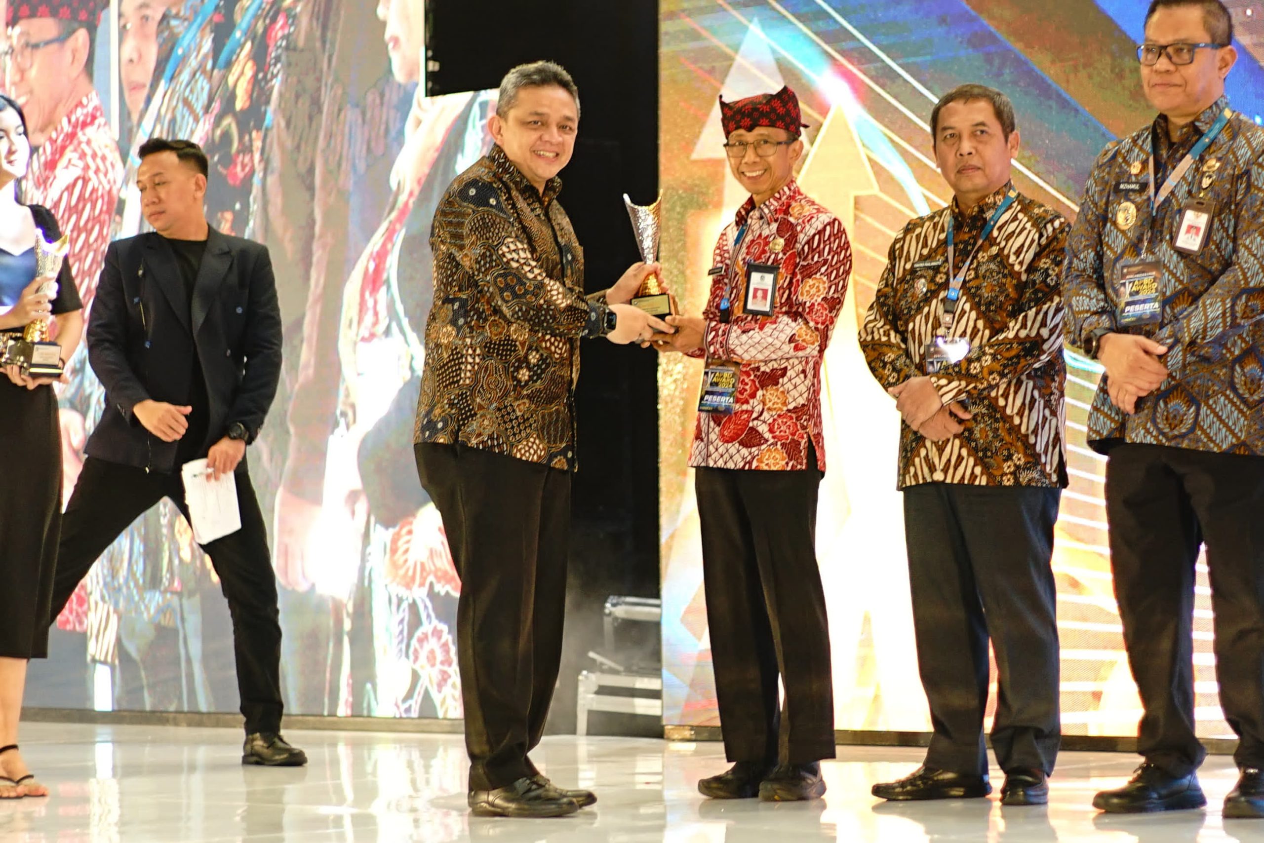 banyuwangi-raih-apbd-award-dari-kemendagri