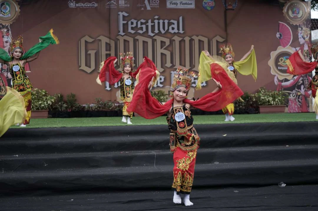 banyuwangi-gelar-festival-gandrung,-diikuti-berbagai-daerah-di-jatim