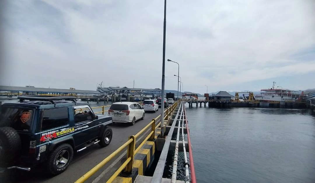 asdp-ketapang-imbau-pengguna-jasa-penyeberangan-datang-tepat-waktu-selama-libur-nataru