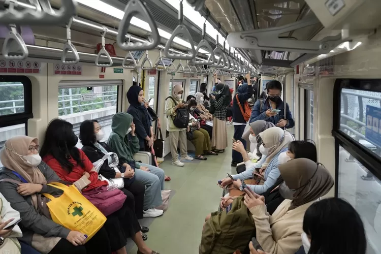 naik-lrt-jabodebek-cuma-rp-5-ribu-mulai-besok,-catat-jadwal-perjalanannya-–-radar-banyuwangi
