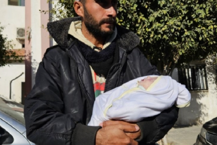 bayi-bayi-di-gaza-mulai-‘berguguran’-meninggal-karena-kedinginan-–-times-banyuwangi