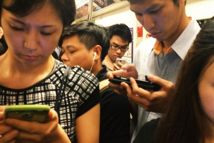 vietnam-berlakukan-aturan-ketat-baru-untuk-internet-–-times-banyuwangi