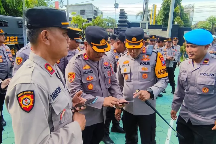 ternyata-ini-penyebab-semua-handphone-anggota-polresta-banyuwangi-diperiksa