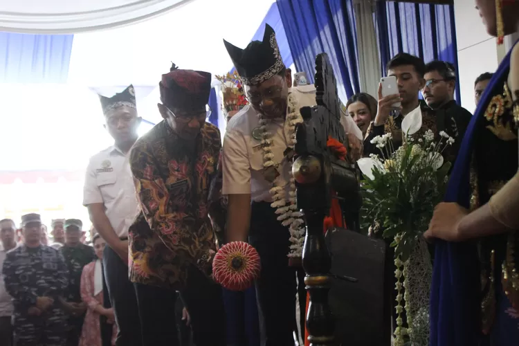 stasiun-banyuwangi-kota-resmi-berwajah-baru,-terinspirasi-keunikan-dan-arsitektur-rumah-osing