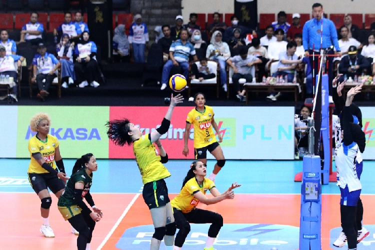 pln-mobile-proliga-2025,-gresik-petrokimia-gasak-telak-pertamina-enduro-–-times-banyuwangi