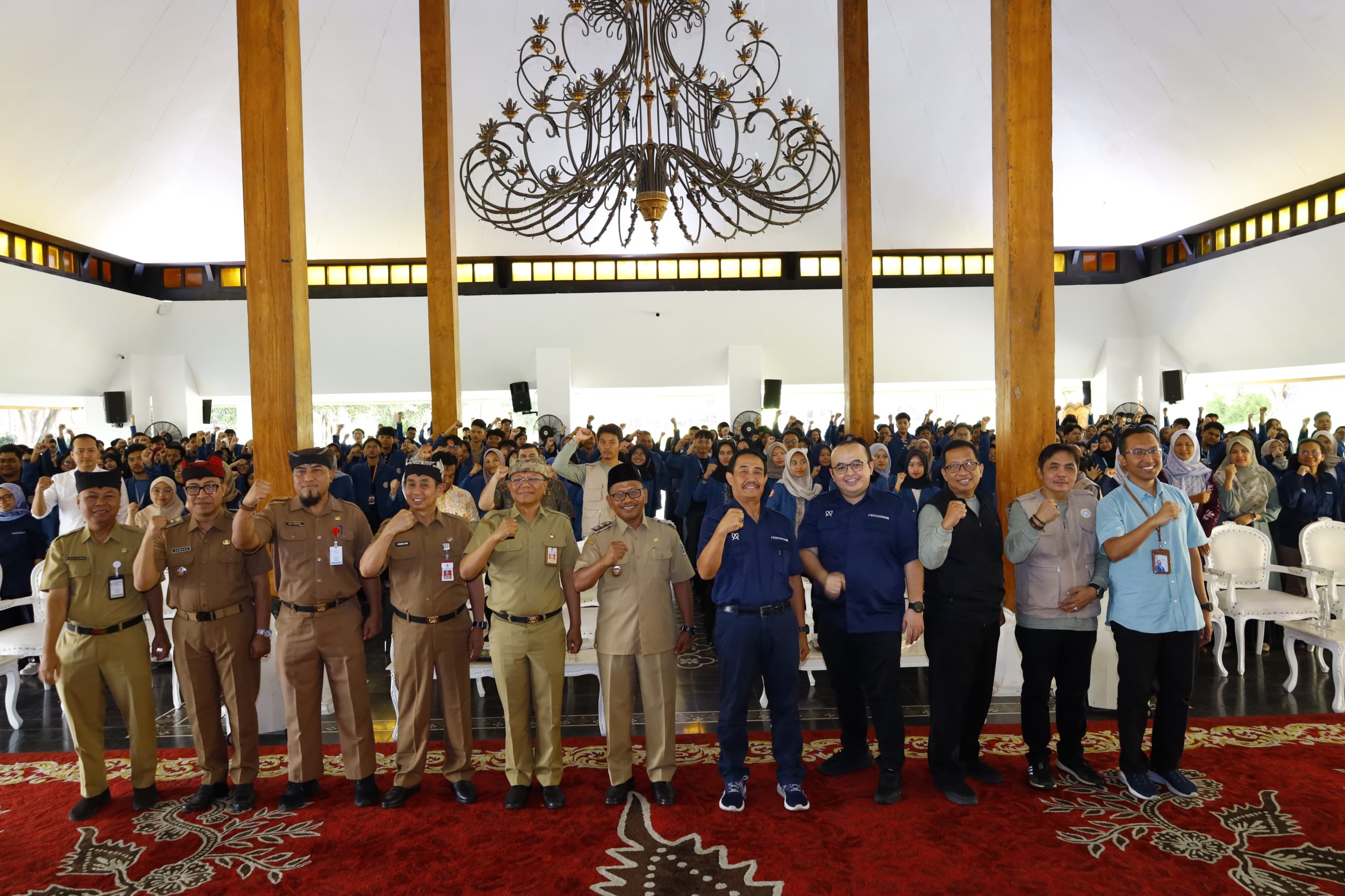 wabup-sugirah-ajak-mahasiswa-kkn-unair-turut-edukasi-pencegahan-kekerasan-pada-anak