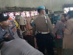 Porlesta Banyuwangi Gelar Razia Miras Serentak, Ribual Botol Berbagai Merk Disita – Tribunjatim.com