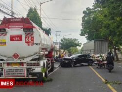 Honda Civic di Banyuwangi Ngacir Usai Tabrak Truk Tangki Pertamina – TIMES Banyuwangi
