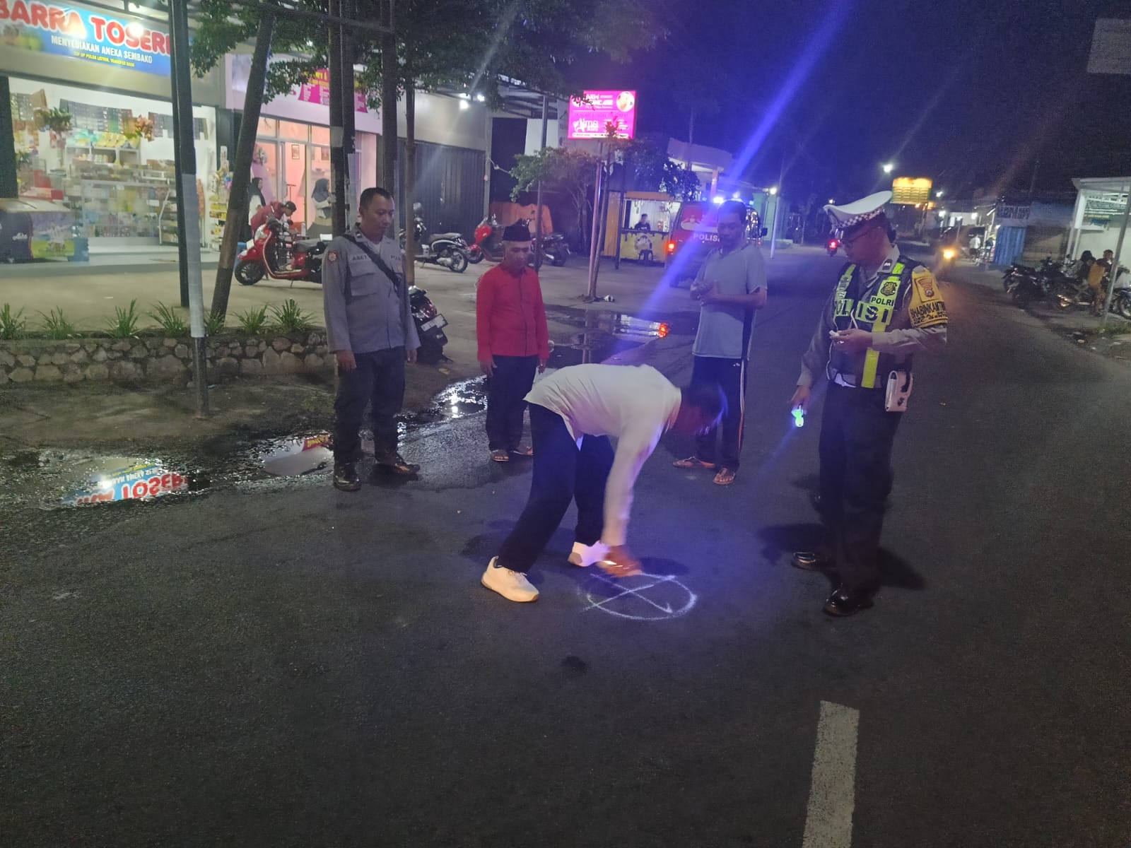 kecelakaan-lalu-lintas-di-simpang-4-blokagung,-satu-orang-meninggal-dunia