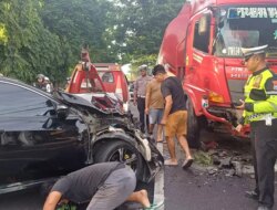Usai Tabrak Truk Tangki Pertamina di depan Masjid, Pengendara Honda Civic Plat DK Menghilang
