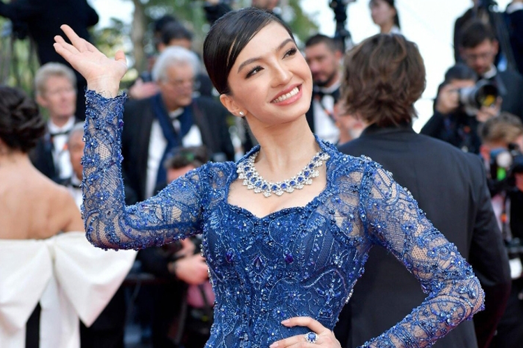 profil-raline-shah,-artis-cantik-yang-dilantik-stafsus-kementerian-komdigi-–-times-banyuwangi