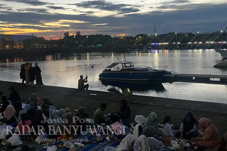 banyuwangi-disesaki-wisatawan,-dinas-pariwisata-sebut-imbas-banyak-turis-yang-mulai-bosan-ke-bali