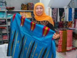 Eksis Hingga Generasi Ketiga, Khofifah Puji Tenun Ikat Parengan Lamongan – TIMES Banyuwangi