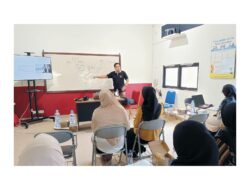 Perkuat SDM LPK Kampung Inggris Semarang, Dosen FISIP UNNES adakan Pelatihan Videografi.