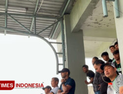 Stadion Diponegoro Banyuwangi Bocor, Penonton VIP Liga 4 PSSI Jatim Kecewa – TIMES Banyuwangi