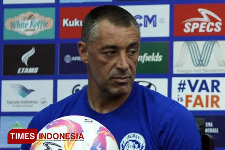 ze-gomes-minta-maaf-usai-bawa-kekalahan-3-kali-beruntun-arema-fc-–-times-banyuwangi