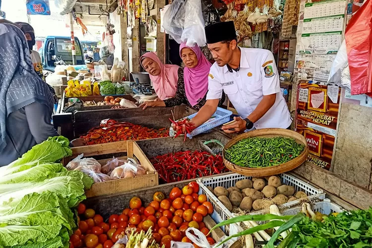 setiap-hari-naik,-harga-cabai-merah-besar-di-banyuwangi-selatan-semakin-pedas-–-radar-banyuwangi