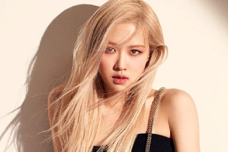 album-rosie-dari-rose-blackpink-bertengger-di-tangga-lagu-billboard-–-times-banyuwangi