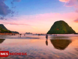 Libur Tahun Baru Imlek, Pantai Pulau Merah Banyuwangi Kembali Diserbu Wisatawan – TIMES Banyuwangi
