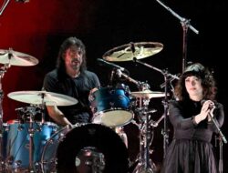 Nirvana Kejutkan Penonton Konser Amal FireAid – TIMES Banyuwangi