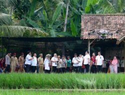 Menko Pangan Minta Banyuwangi Tularkan Program Regenerasi Petani Muda ke Daerah Lain