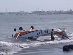 Pesawat Latih Jatuh di Perairan Banyuwangi, 2 Awak Selamat