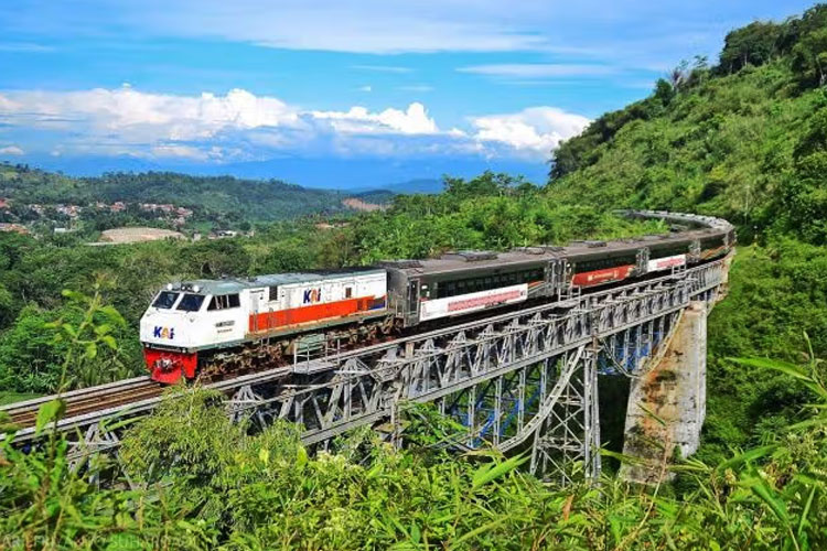 tiket-kerata-api-lebaran-sudah-dapat-dipesan-–-times-banyuwangi