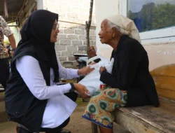 Belasan Ribu Warga Pra-Sejahtera Terima Bantuan Program Banyuwangi Berbagi
