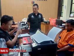 HP Guru di Banyuwangi Raib di ATM, Tak Sampai 24 Jam Pelaku Langsung Dibekuk – TIMES Banyuwangi