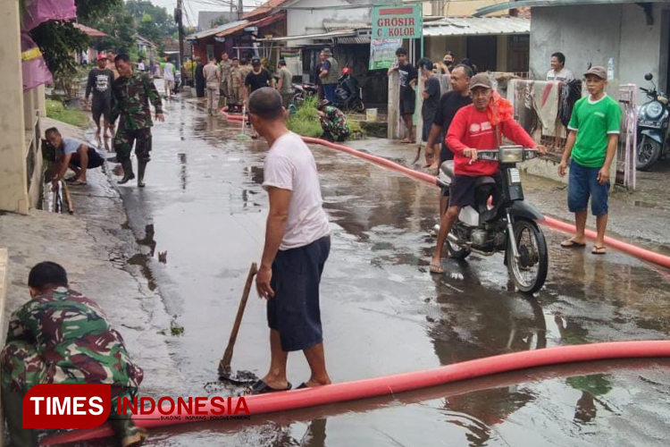pasca-banjir-bandang-desa-cisetu-majalengka,-puluhan-rumah-dan-akses-jalan-rusak-–-times-banyuwangi