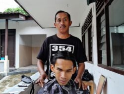 Cerita Tukang Cukur di Banyuwangi Rutin Beri Layanan Gratis Bagi Lansia, Difabel, hingga ODGJ