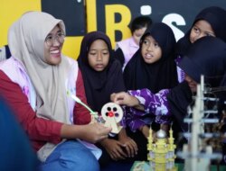 PLN Banyuwangi Kenalkan Kelistrikan Sejak Dini kepada Siswa SD Tabita Puri – Radar Banyuwangi