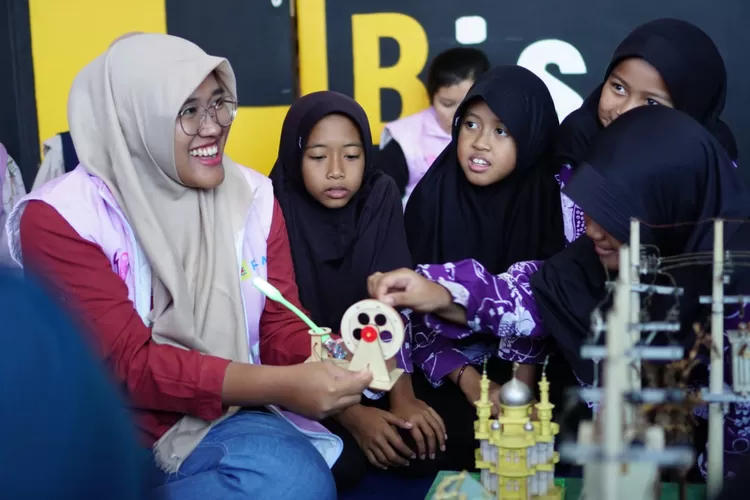 pln-banyuwangi-kenalkan-kelistrikan-sejak-dini-kepada-siswa-sd-tabita-puri-–-radar-banyuwangi
