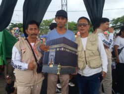 Moh. Sofyan, Warga Alasrejo, Menang Hadiah Umroh dalam Jalan Sehat HUT ke-17 Partai Gerindra