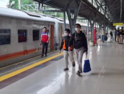 Mudik Lebaran 2025 Stasiun Gambir dan Pasar Senen Bakal Penuh, Segini Okupansinya