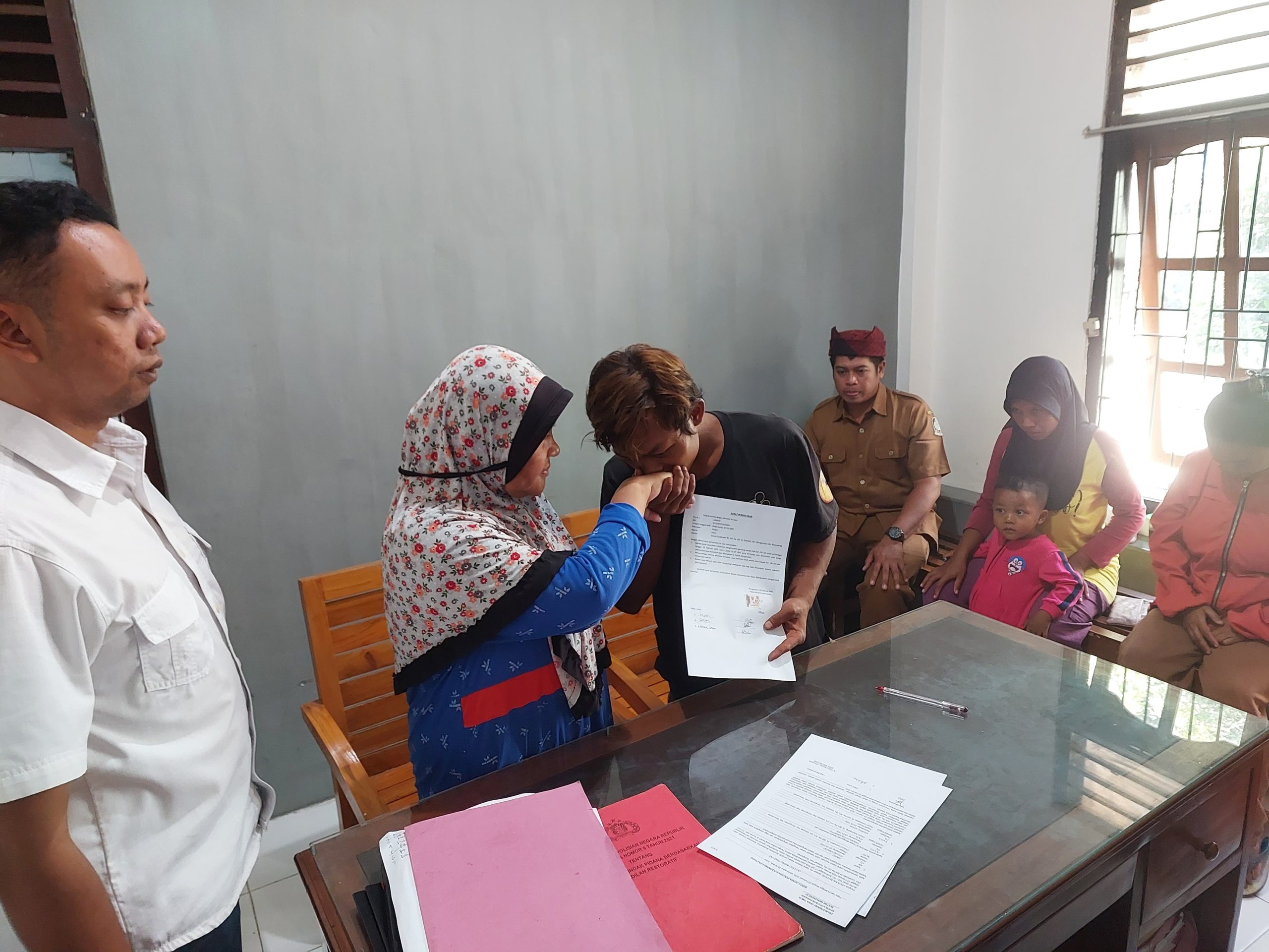 ternyata-hanya-sakit-hati,-junaidi-lepas-sapi-iparnya-dan-lempar-genteng-tetangga