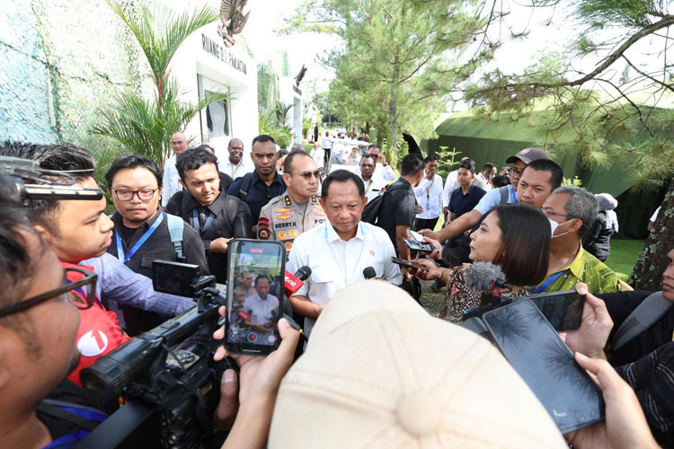 mendagri:-retret-perkuat-kebersamaan-dan-sinergi-antar-kepala-daerah-–-times-banyuwangi