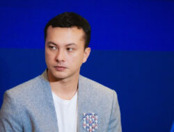 Wow, Nicholas Saputra Bernyanyi dan Menari di Film Siapa Dia – TIMES Banyuwangi