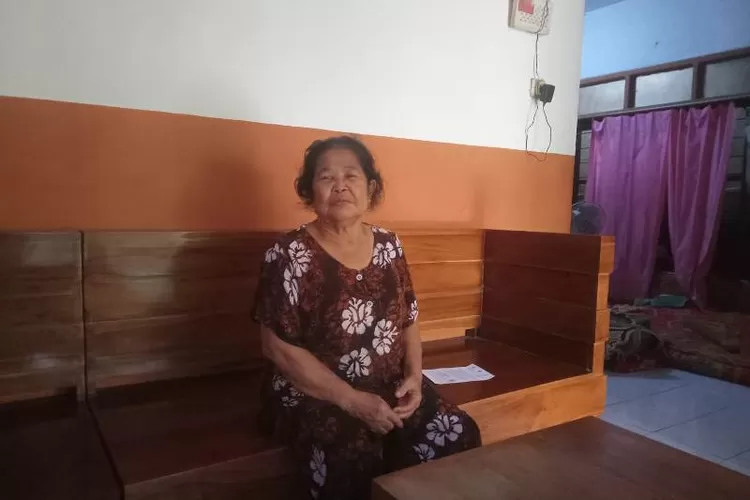 nenek-60-tahun-jadi-korban-penjambretan-di-desa-kepundungan-srono-banyuwangi