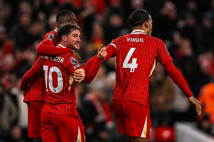 taklukkan-newcastle-di-anfield,-liverpool-menjauh-di-puncak-klasemen-–-times-banyuwangi