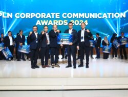 Jelang Ramadan, PLN UIP JBTB Raih Penghargaan Best TJSL Performance di Corcom Award 2025
